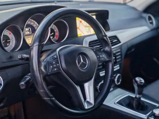 Mercedes-Benz Clase C 2011