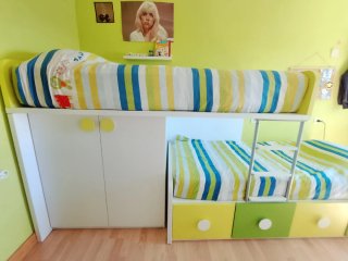 Cama tren con cajones y litera