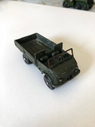5 vehículos militares Dinky Supertoys