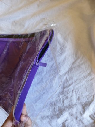 Funda portátil neopreno morada CAELYX 37 x 26cm