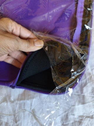 Funda portátil neopreno morada CAELYX 37 x 26cm
