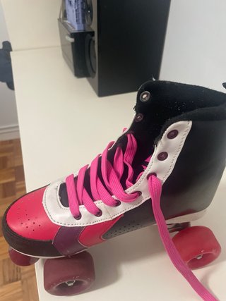 Patines en línea rosas y morados