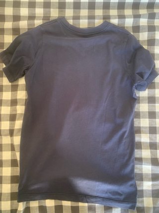 Camiseta Nike para niño multicolor. 10-12 años.
