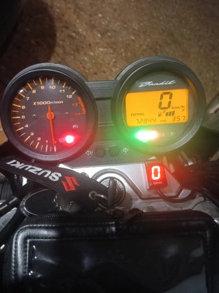 Suzuki Bandit 650 ABS Negra