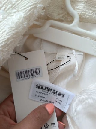 Blazer corta Zara Desflecada abalorios Talla M