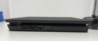 PS4 Slim 500GB + Mando + Juegos