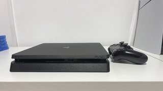 PS4 Slim 500GB + Mando + Juegos
