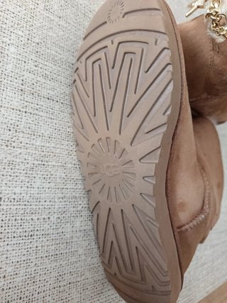 Botas UGG Ante Marrón Talla 41