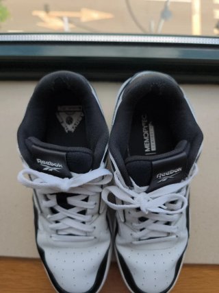Zapatillas Reebok Talla 43 Blancas y Negras