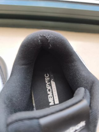 Zapatillas Reebok Talla 43 Blancas y Negras