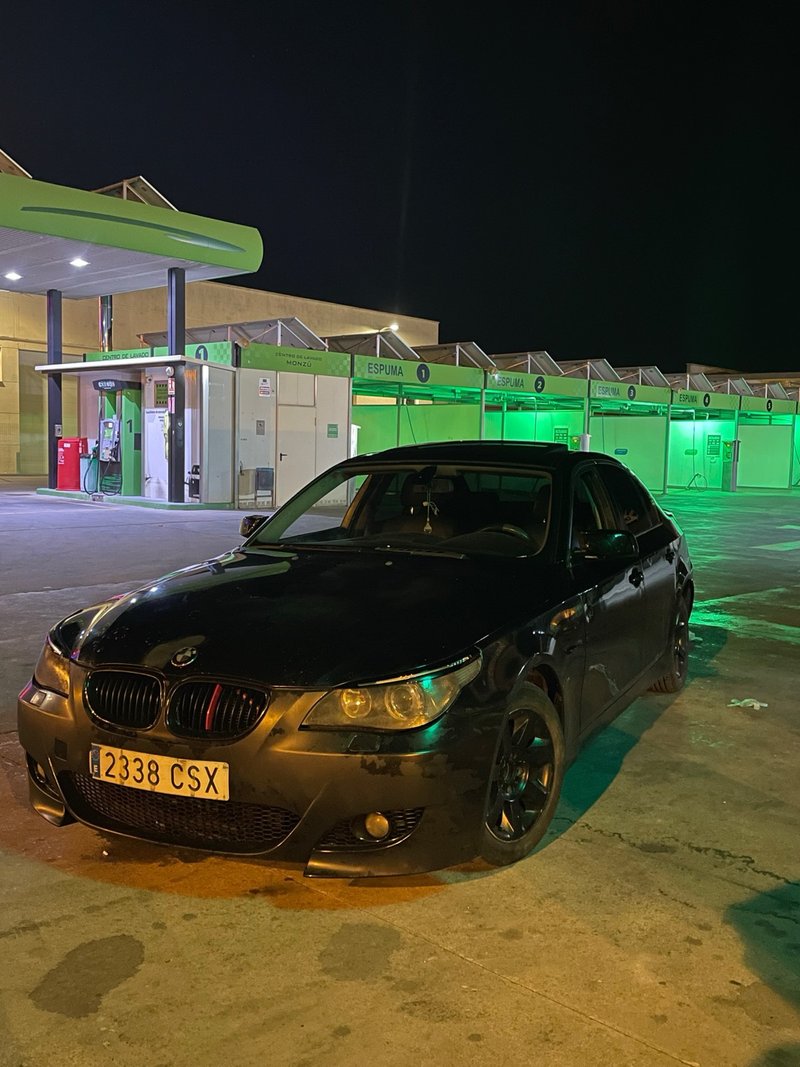 BMW Serie 5 2003 - foto 1