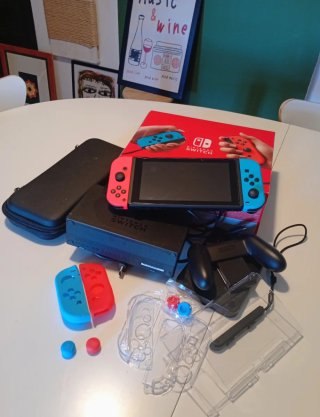 Nintendo Switch (Como nueva)