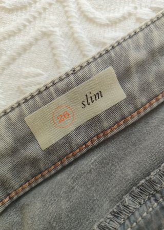 Pantalones chinos grises Anthropologie