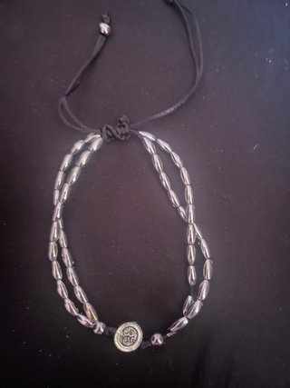 Tobillera doble plateada estilo boho