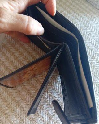 Cartera de piel para hombre