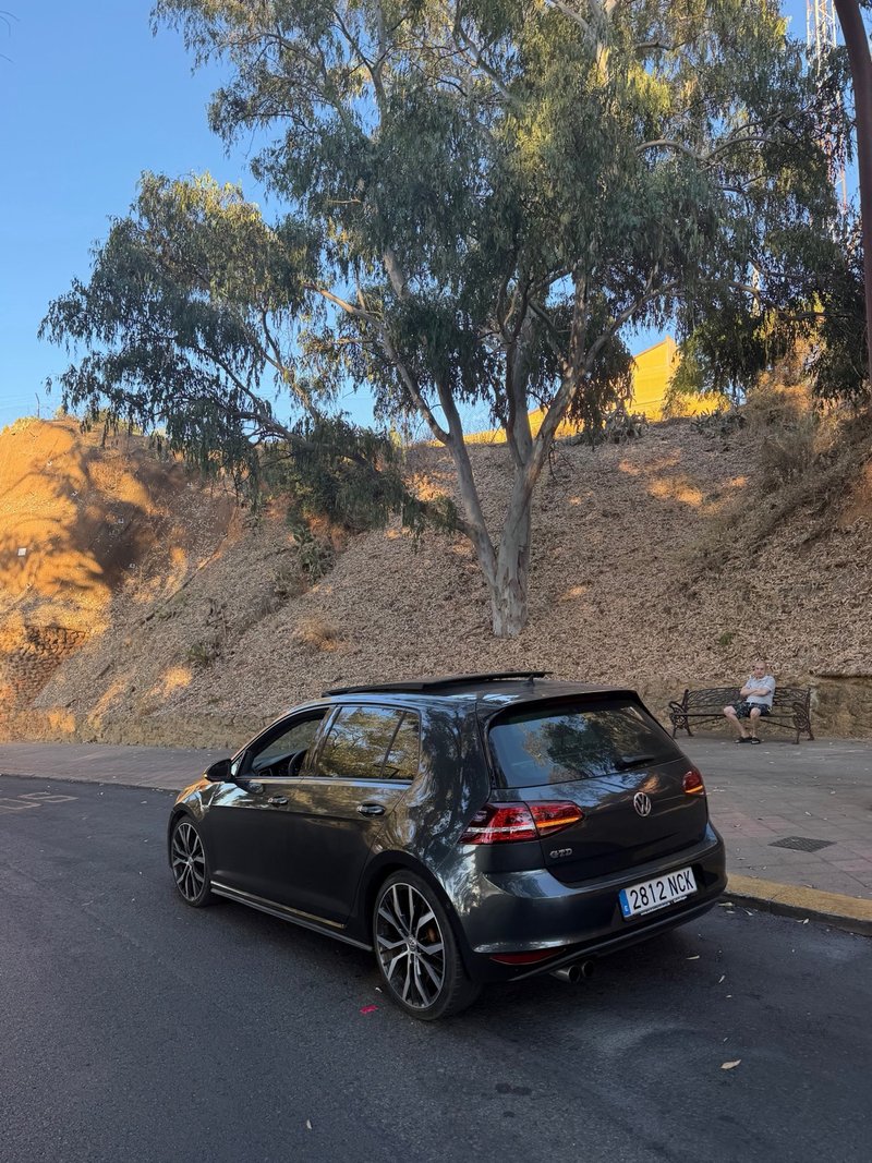 Volkswagen Golf 2014 - foto 1