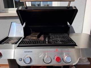 Barbacoa Weber Genesis con Sear Zone
