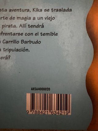 Kika Superbruja y los piratas. N°2.