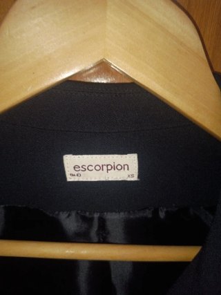 Chaqueta sport mujer negra