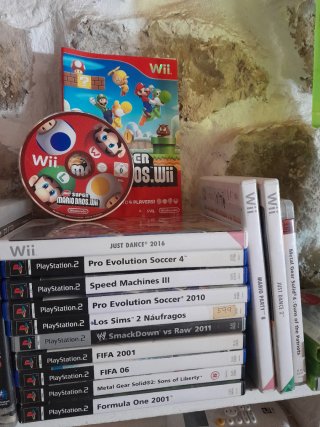 Confezione lotto liquidazione 85 videogiochi console