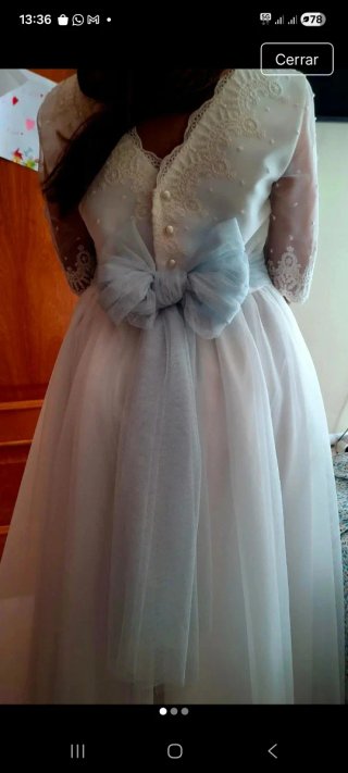Vestido de Primera Comunión blanco y azul
