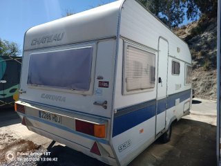 Caravana Menos de 750 kg con papeles.