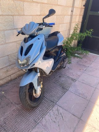 Yamaha Aerox 50 Gris Nardo