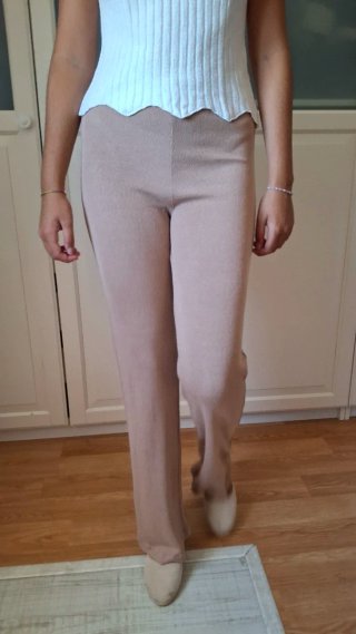 Pantalón recto cintura alta elástico beige