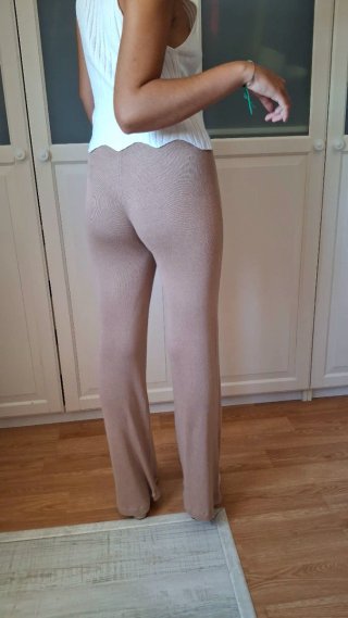Pantalón recto cintura alta elástico beige
