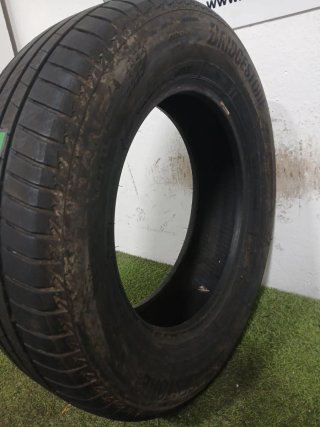 235 65 17 108V BRIDGESTONE TURANZA TOO5