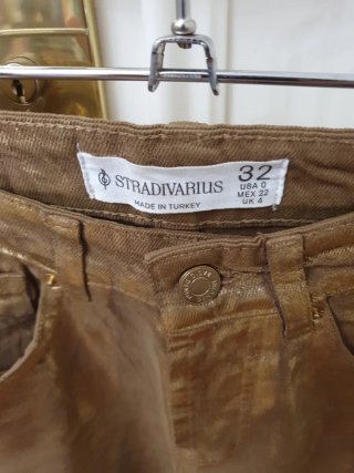 Pantalones Stradivarius Dorados Talla 32