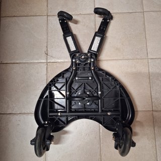 PATINETE CON ASIENTO DESMONTABLE PARA CARRICOCHE