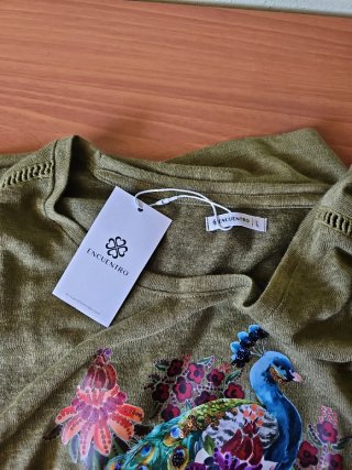 Camiseta Talla Única Pavo Real Bordado