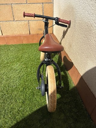 Bici sin pedales Btwin negra