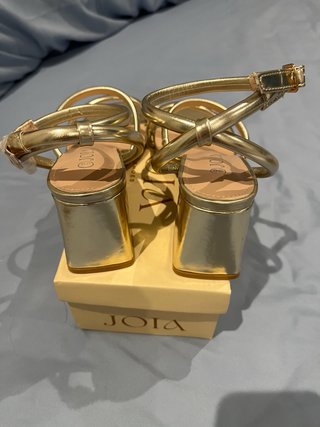 Sandalias doradas tacón tiras finas T36