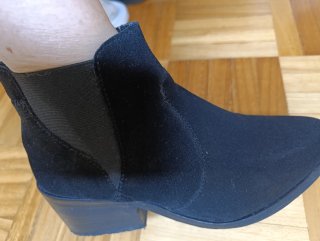 Botines negros de ante