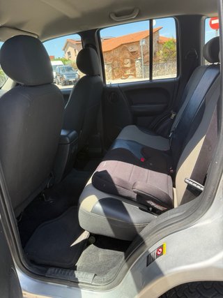 Jeep Cherokee 2004