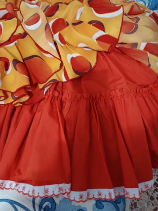 Falda y blusa flamenca tonos naranja