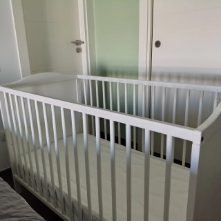 Cuna Ikea SMAGORA Blanca + colchón Max Colchón