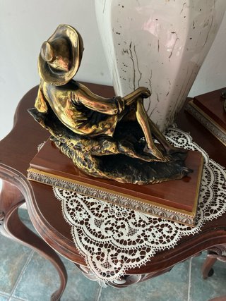 2 Figuras Decorativas Bronce