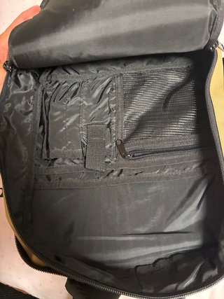 Mochila militar pequeña beige y negra
