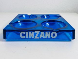 Cinzano cenicero azul cristal grueso 4 huecos