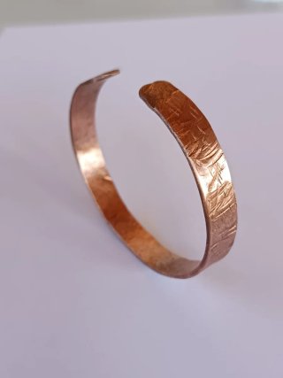 Pulsera cobre gruesa artesanal