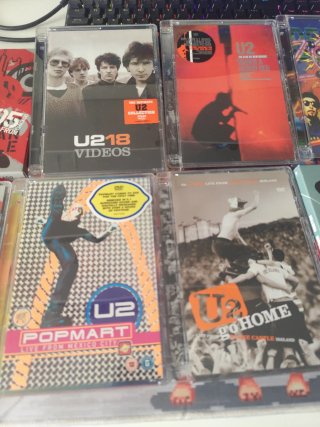 DVDs U2: Vertigo, Popmart, ZooTV, Elevation