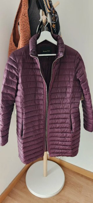 Plumífero ligero Massimo Dutti granate mujer