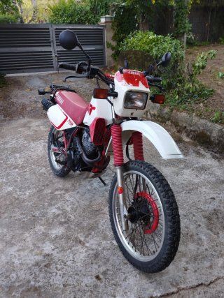 Yamaha XT350 Enduro ITV 2027 Escape nuevo
