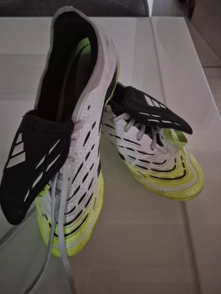 Scarpe da calcio Adidas Tg. 42