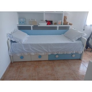 Cama juvenil con cajones y armario rinconera