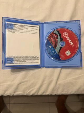 Juegos PS4 FIFA 20 y FIFA 19
