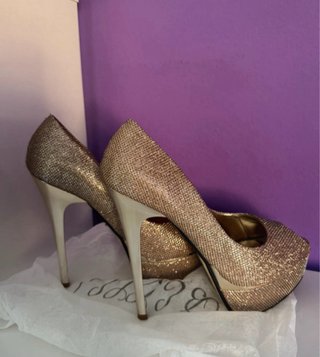 Tacones Brillantes Talla 38 Dorados